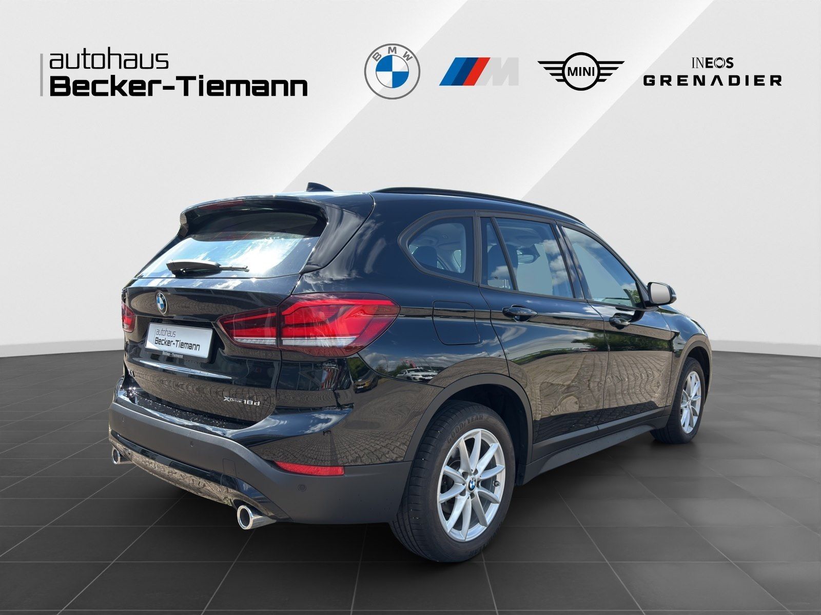 BMW X1 xDrive18d - Samsaru's Car Outlet