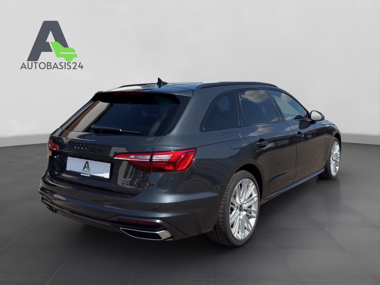 Audi A4 Avant 40TDI Advanced S-Line - Samsaru's Car Outlet