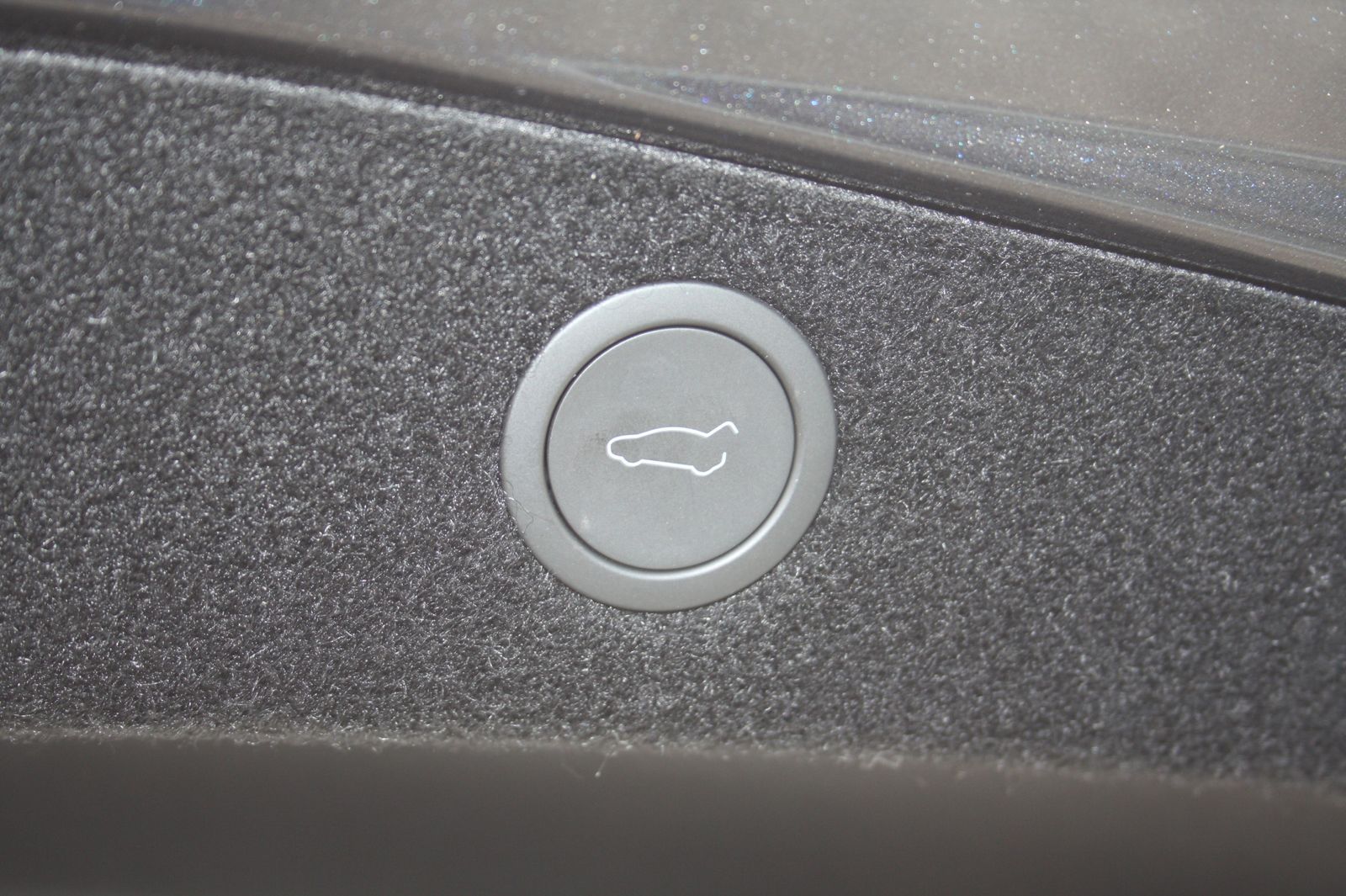 Tesla Model 3 HIGHLAND SR RWD PANORAMA 1.HAND