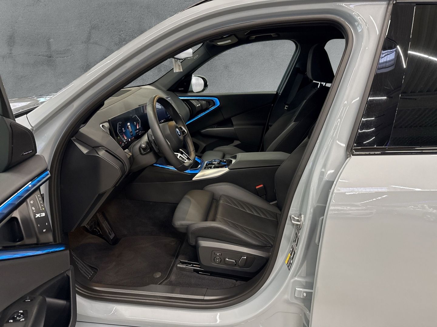 BMW X3 xDRIVE30e M SPORT AUTOMATIK 19''LC PROF AHK K