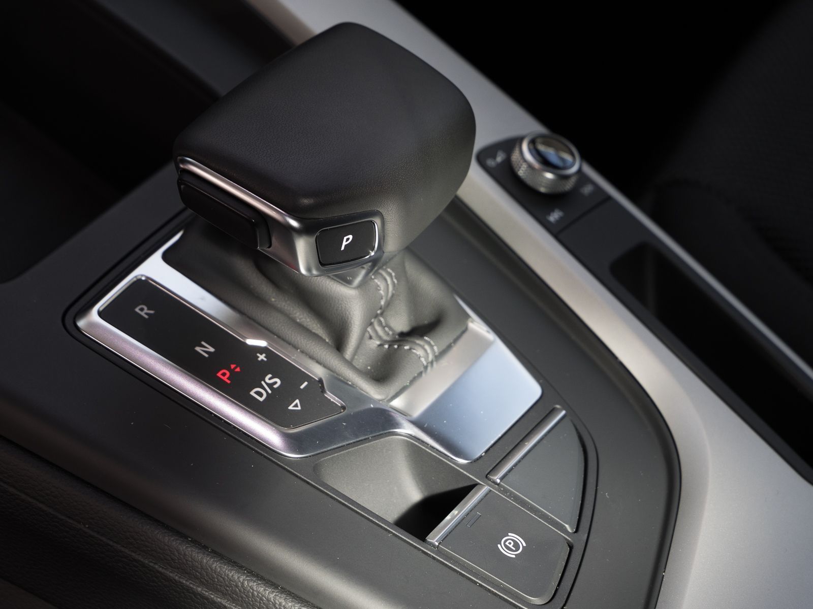 Audi A4 Avant 40 TDI BUSINESS - Samsaru's Car Outlet