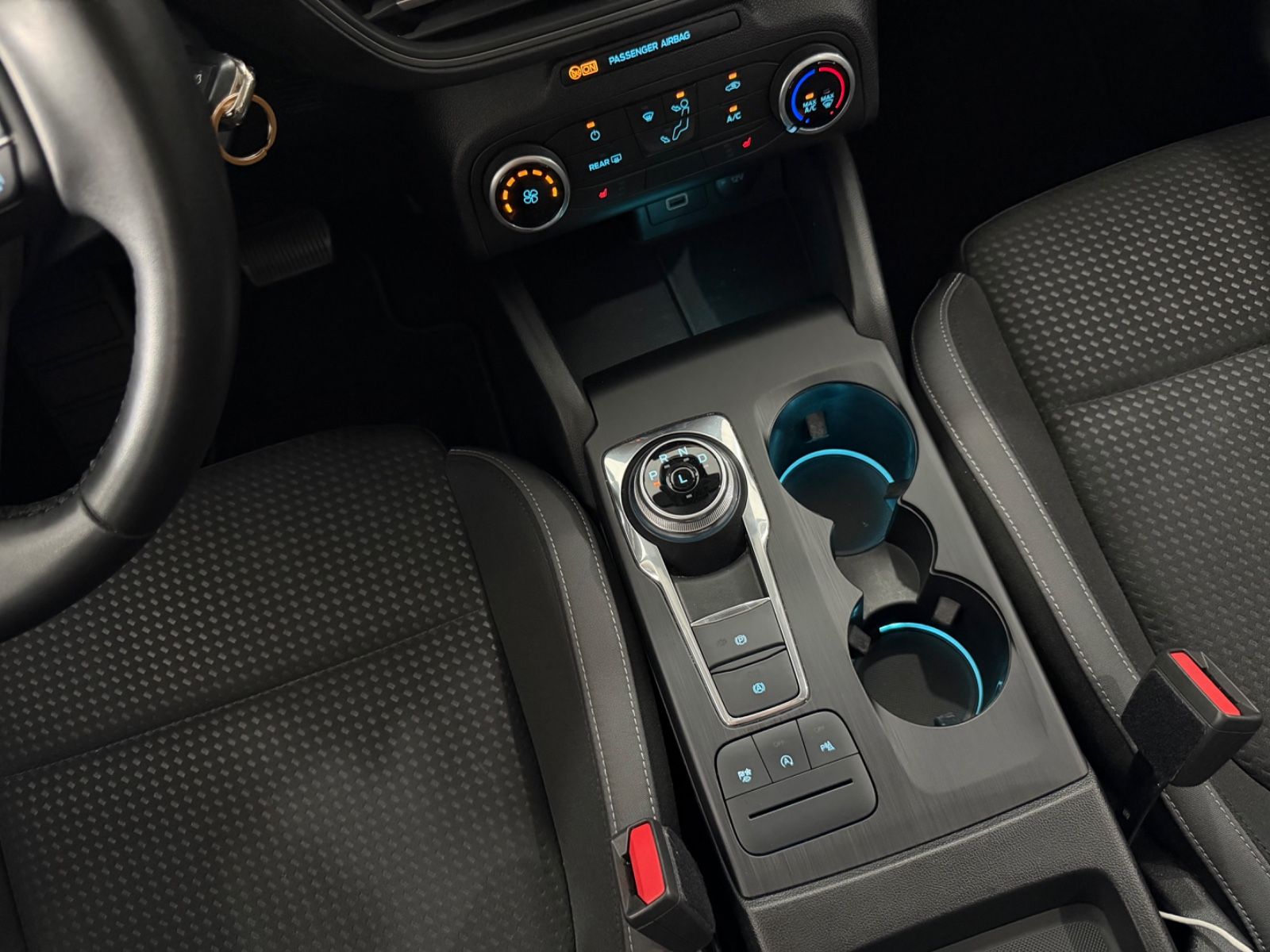 Ford Focus Turnier C&C*AUTOMATIK*ACC*KAMERA*LED*AHK*