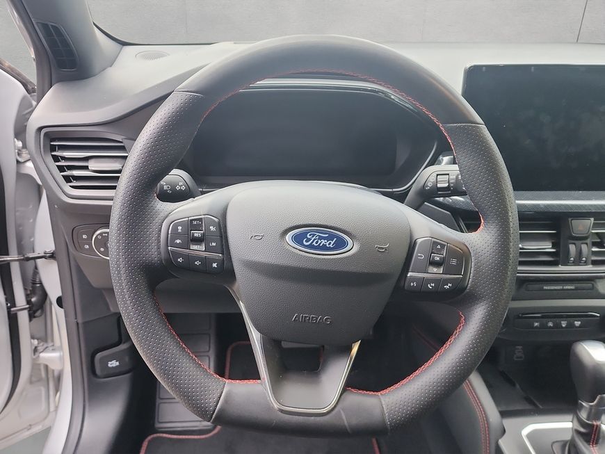 Ford Focus Turnier 1.0 EcoBoost Hybrid Aut. ST-LINE X