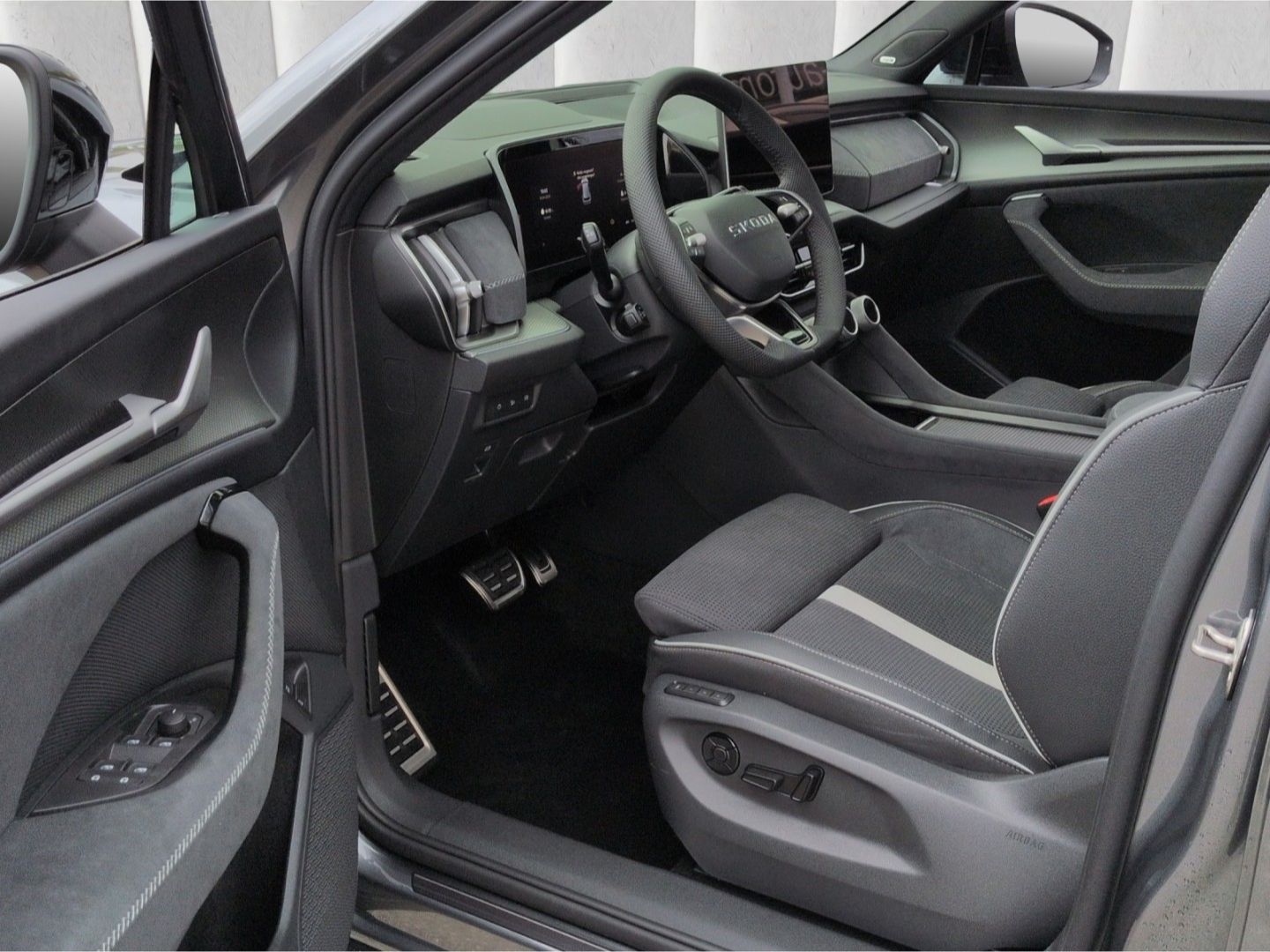Skoda Kodiaq iV eHyb SPORTLINE*AHK 360°Ka Panodach ACC