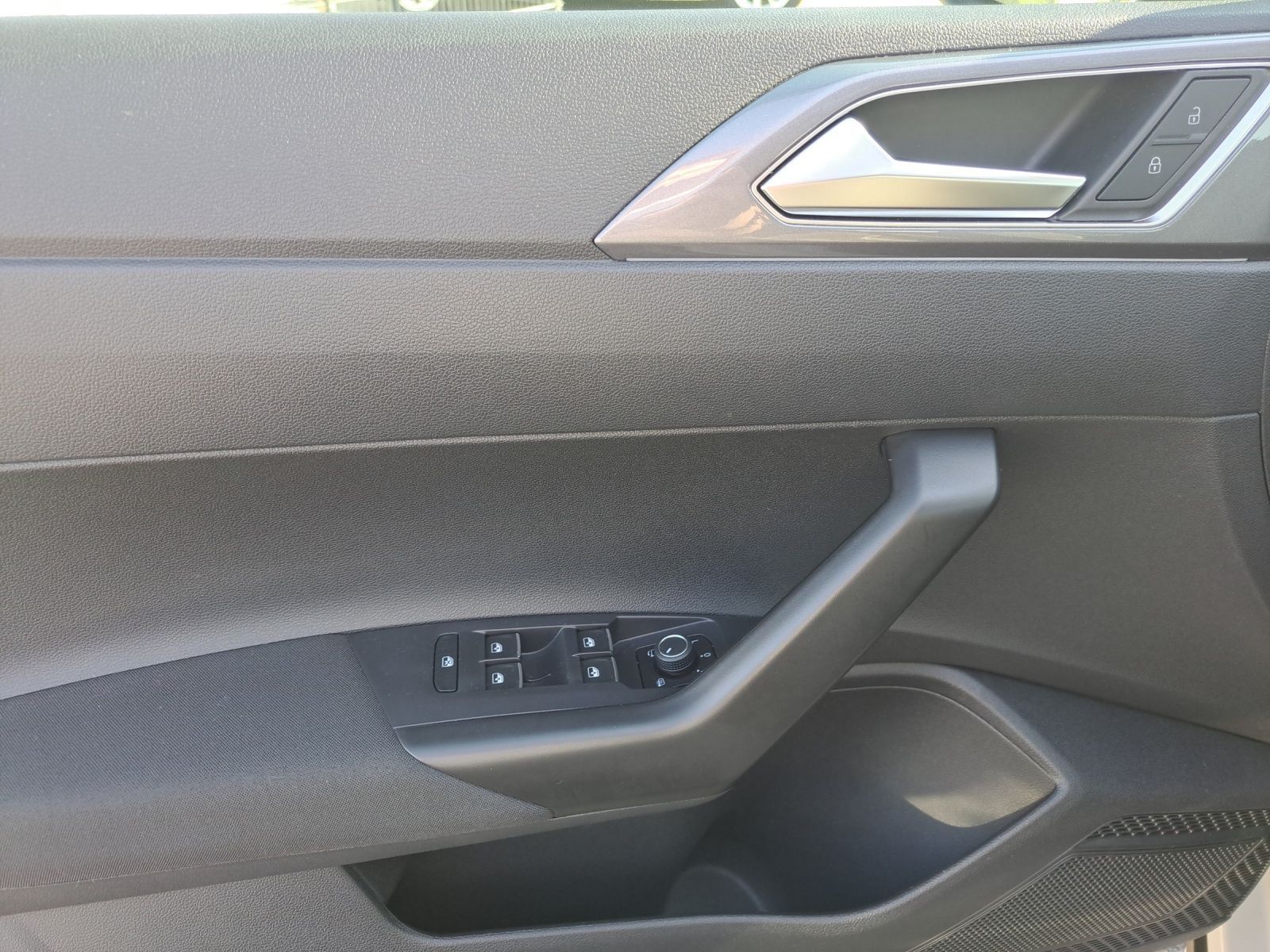 Volkswagen Taigo Style 1.5 TSI - Samsaru's Car Outlet