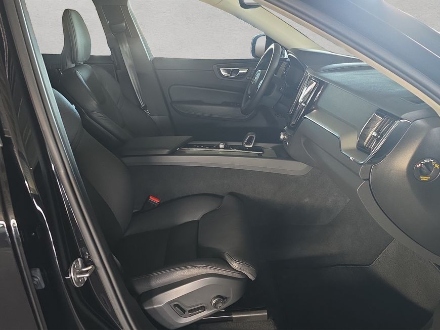 Volvo XC60 B5 B AWD Core