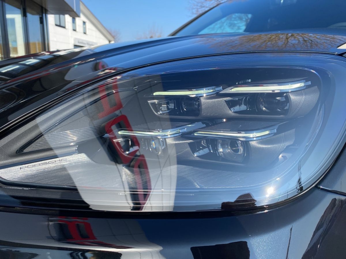 Porsche Cayenne E-Hybrid |Luftfederung |BOSE |22-Zoll