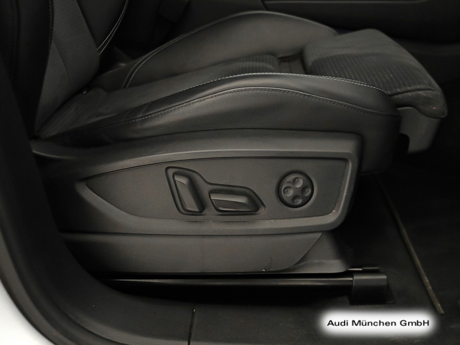 Audi Q5 55 TFSI e qu. 2x S line B&O/Matrix/Navi+