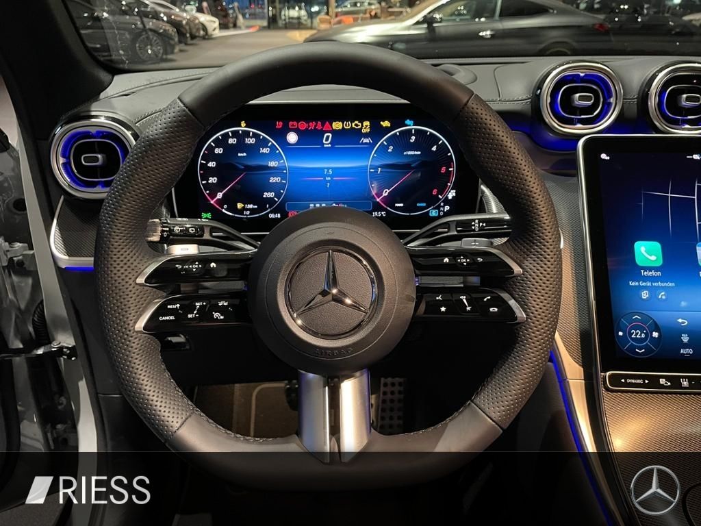 Mercedes-Benz GLC 300 d 4M AMG+PANO+AHK+STDHZG+DISTR+HUD+KEYL+