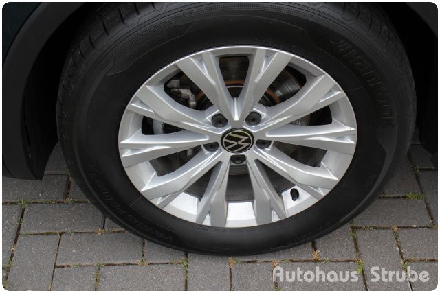 Volkswagen Tiguan Life 1.5 TSI - Samsaru's Car Outlet