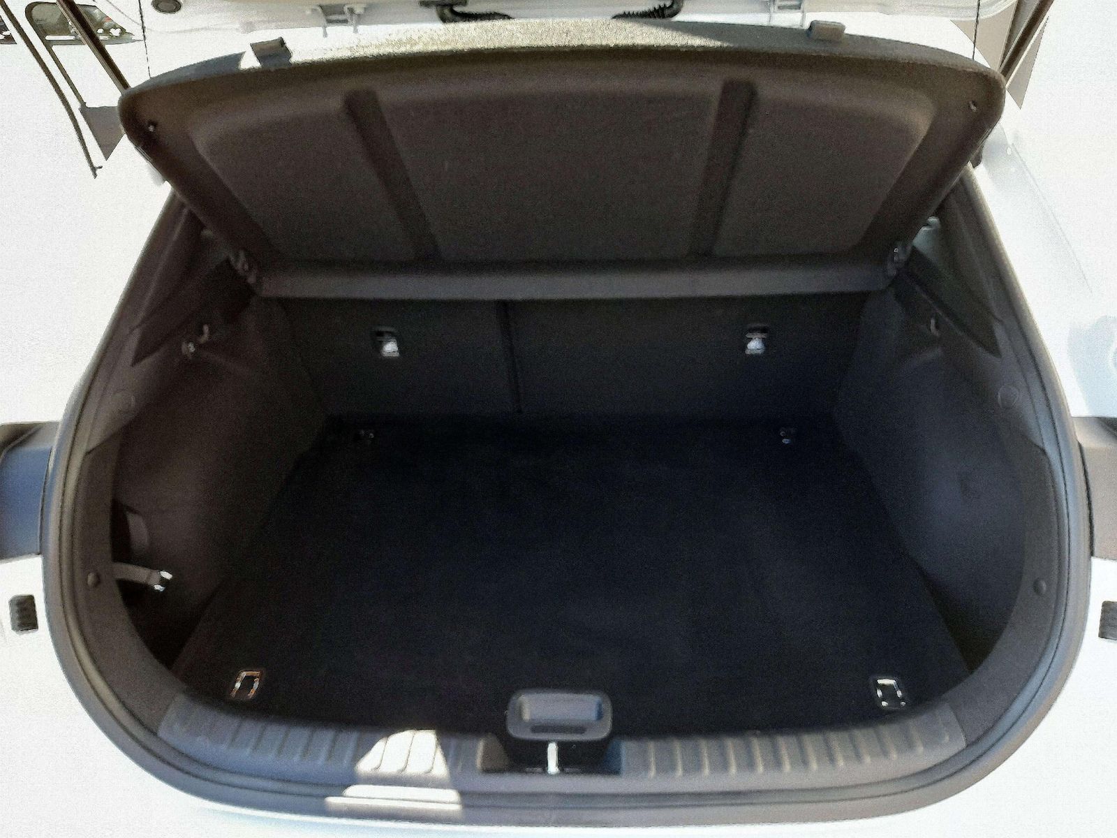 Kia XCeed Vision 2023 1.6D 48V DCT7 - Samsaru's Car Outlet