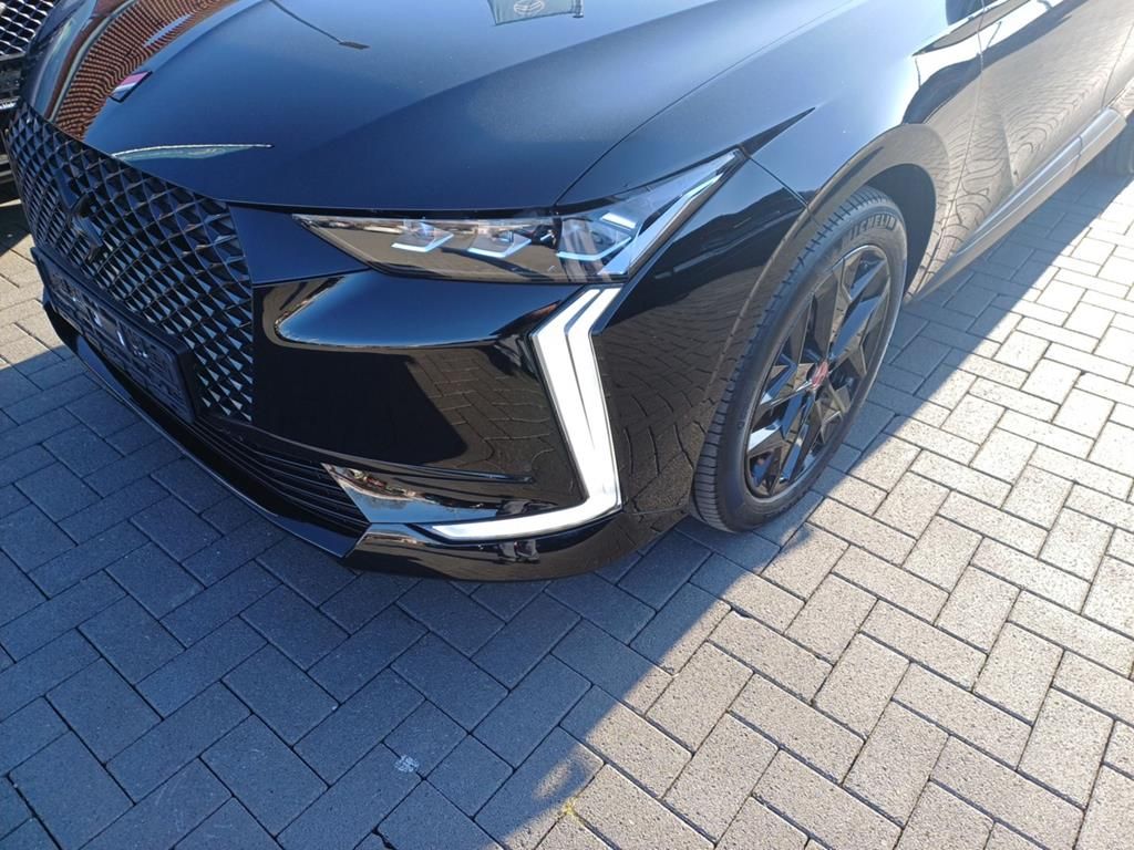 DS Automobiles DS4 Performance Line +