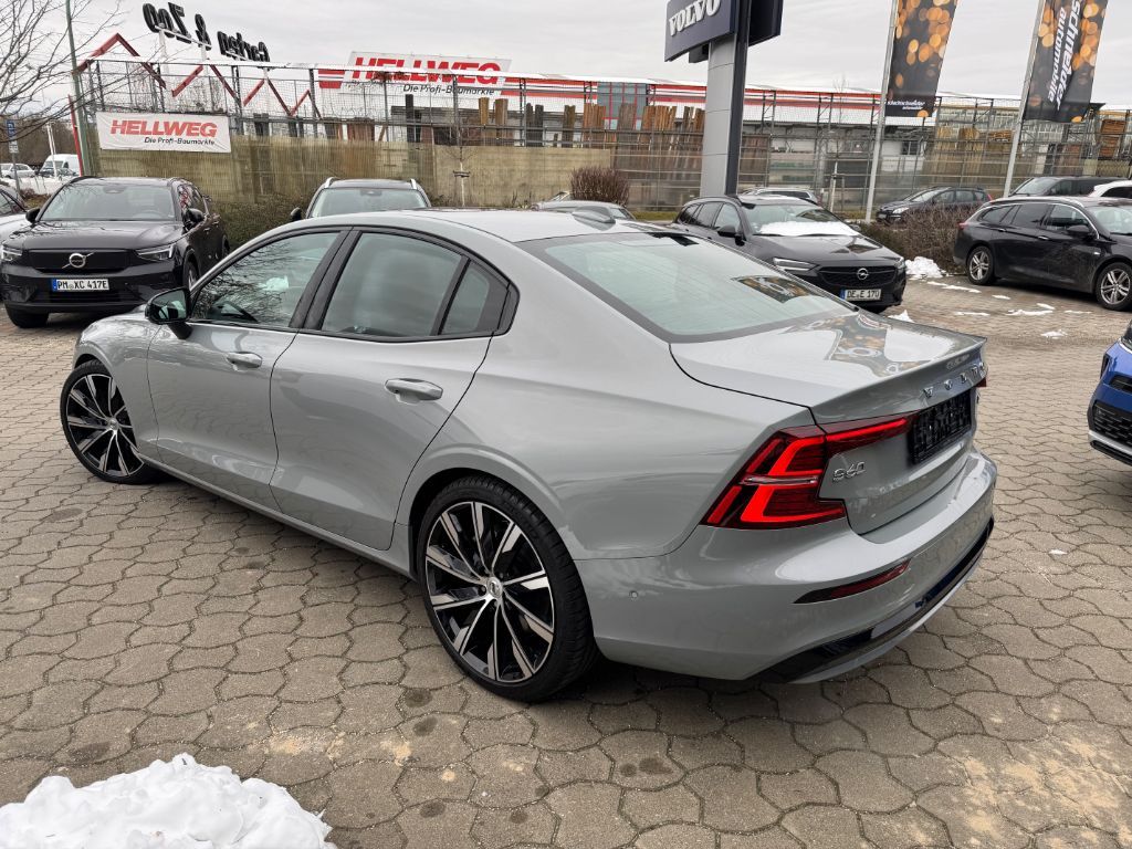 Volvo S60 B5 B AWD Ultimate Dark+360+Pano+Standheiz+