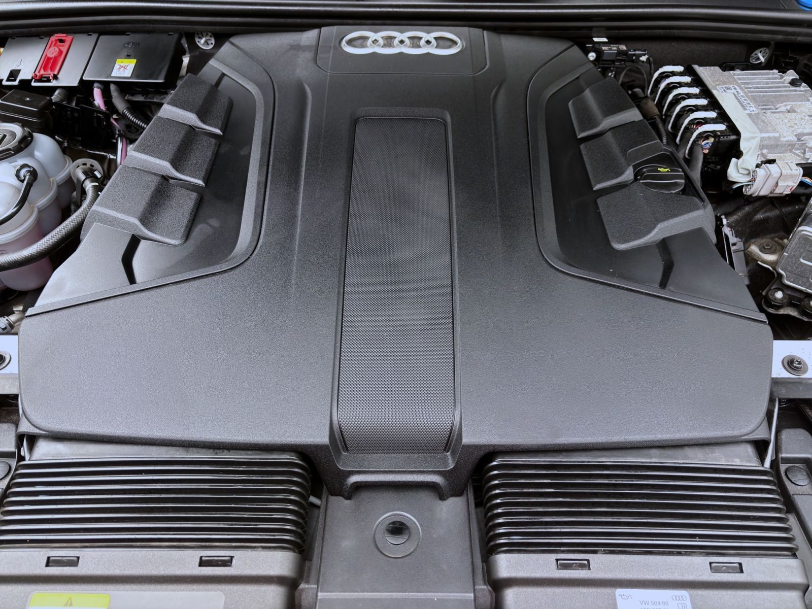 Audi Q8 50 TDI Q S LINE STDHZG PANO AHK HD-MATRIX LM2