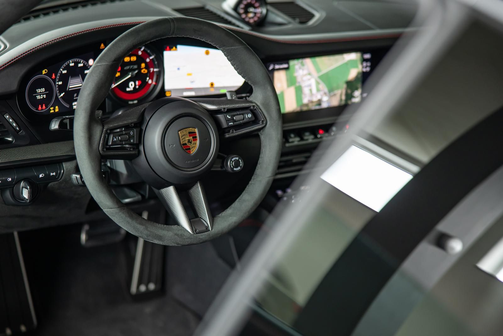 Porsche 911 Carrera 4 GTS Coupe PDLS+ BOSE PANO AERO-KIT