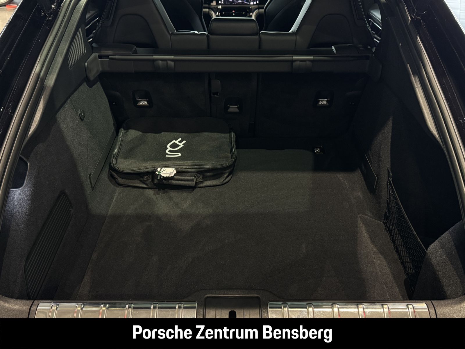 Porsche Panamera 4 E-Hybrid