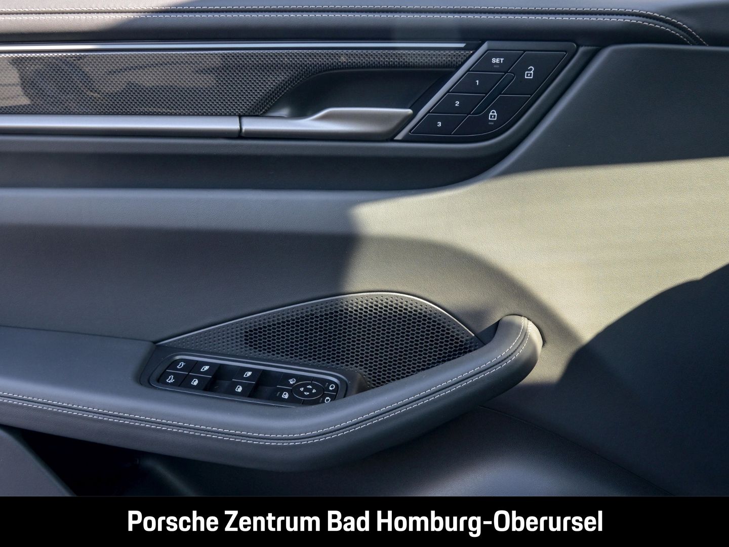 Porsche Macan Turbo Burmester Panoramadach Surround-View