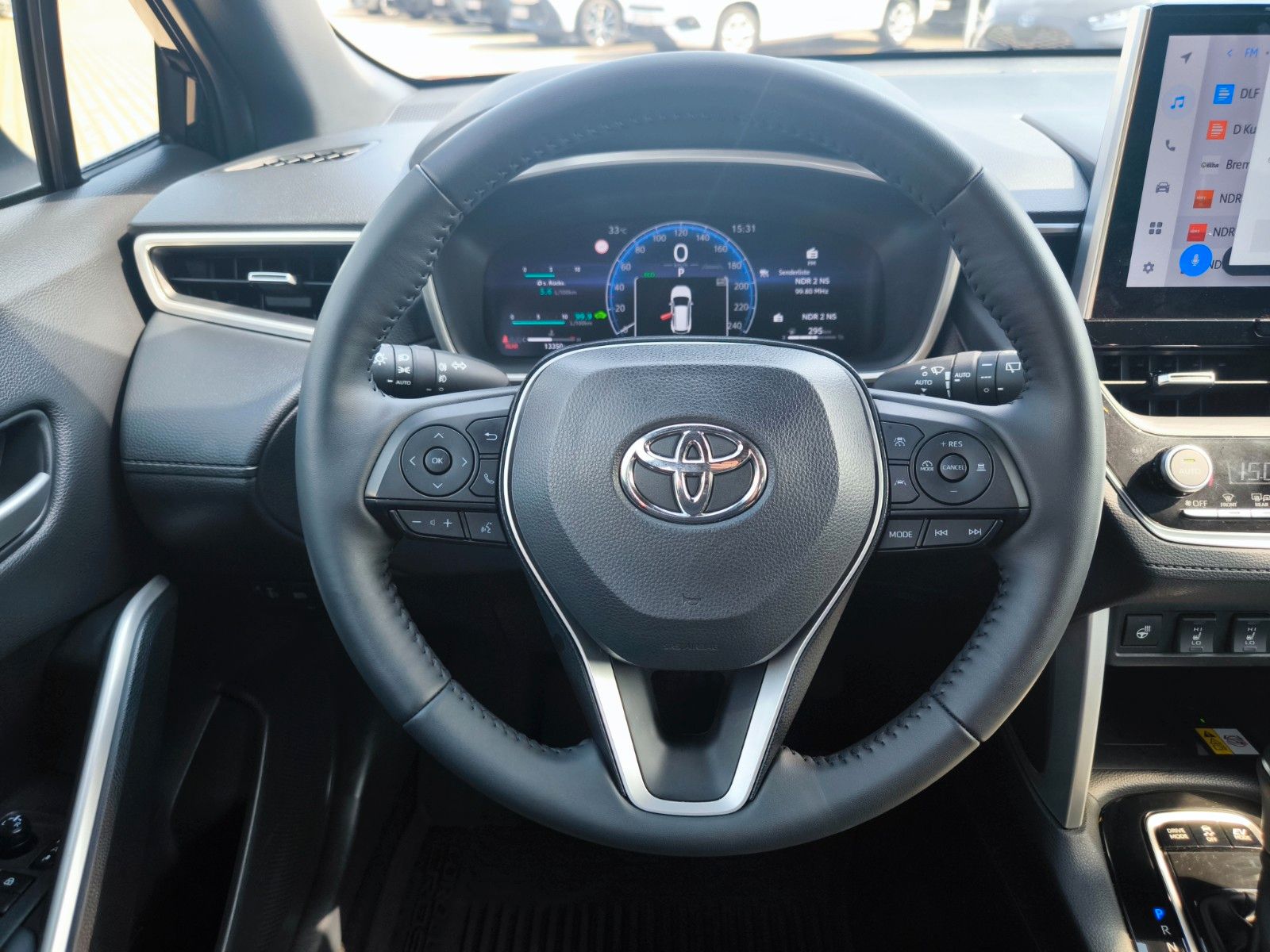 Toyota Corolla Cross Hybrid FWD Team Deutschland