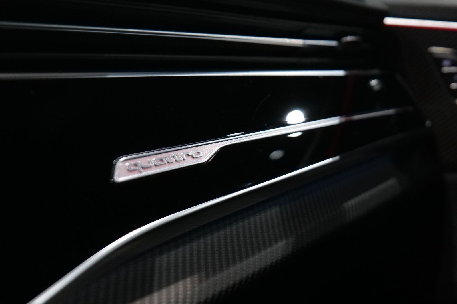 Audi RSQ8 4.0TFSI quattro*MwSt*Luft*B&O*Keramik*Pano*