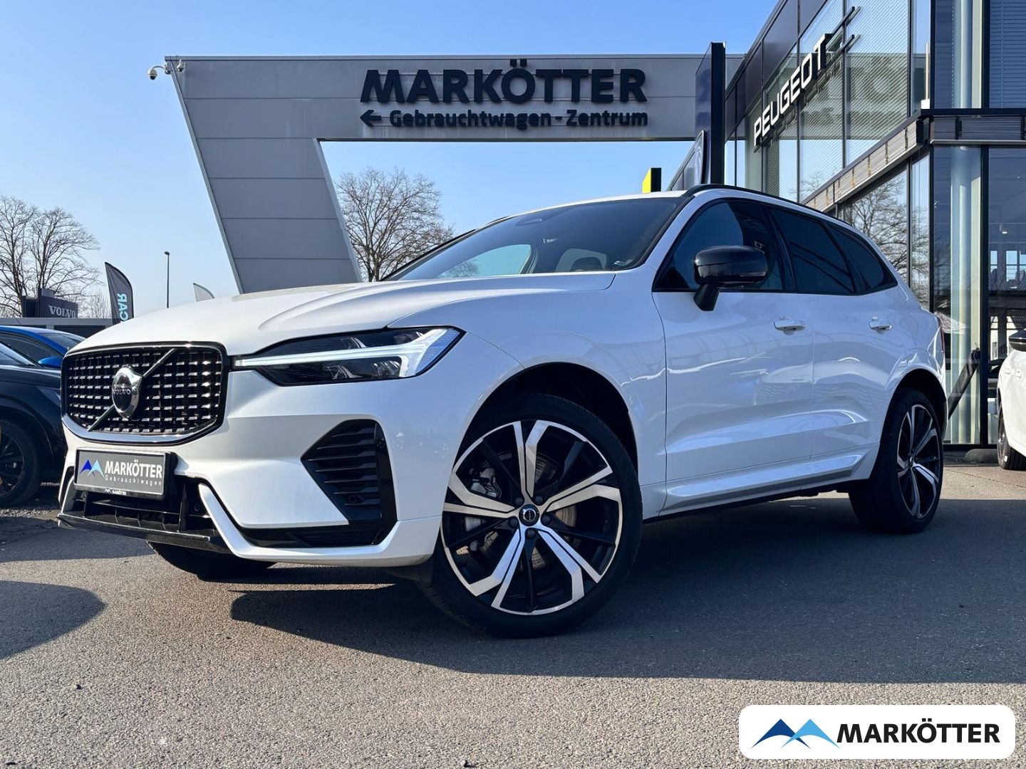 Volvo XC60 B4 Plus Dark 21''/ACC/BLIS/H&K/CAM/SHZ/FSH