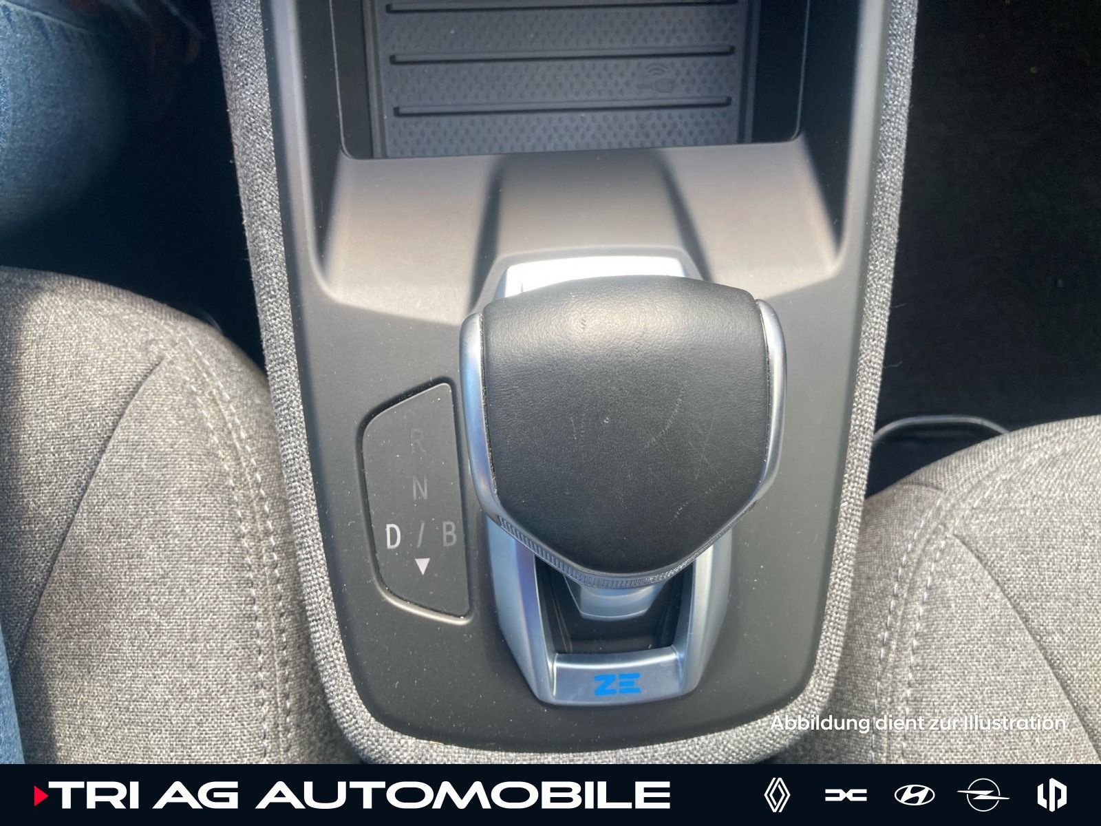 Renault ZOE EXPERIENCE - Samsaru's Car Outlet