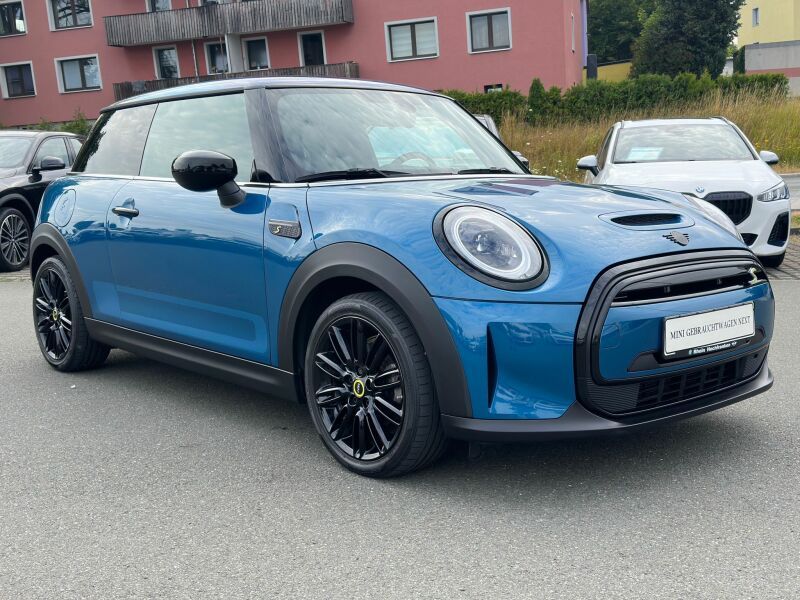 MINI Cooper SE - Samsaru's Car Outlet