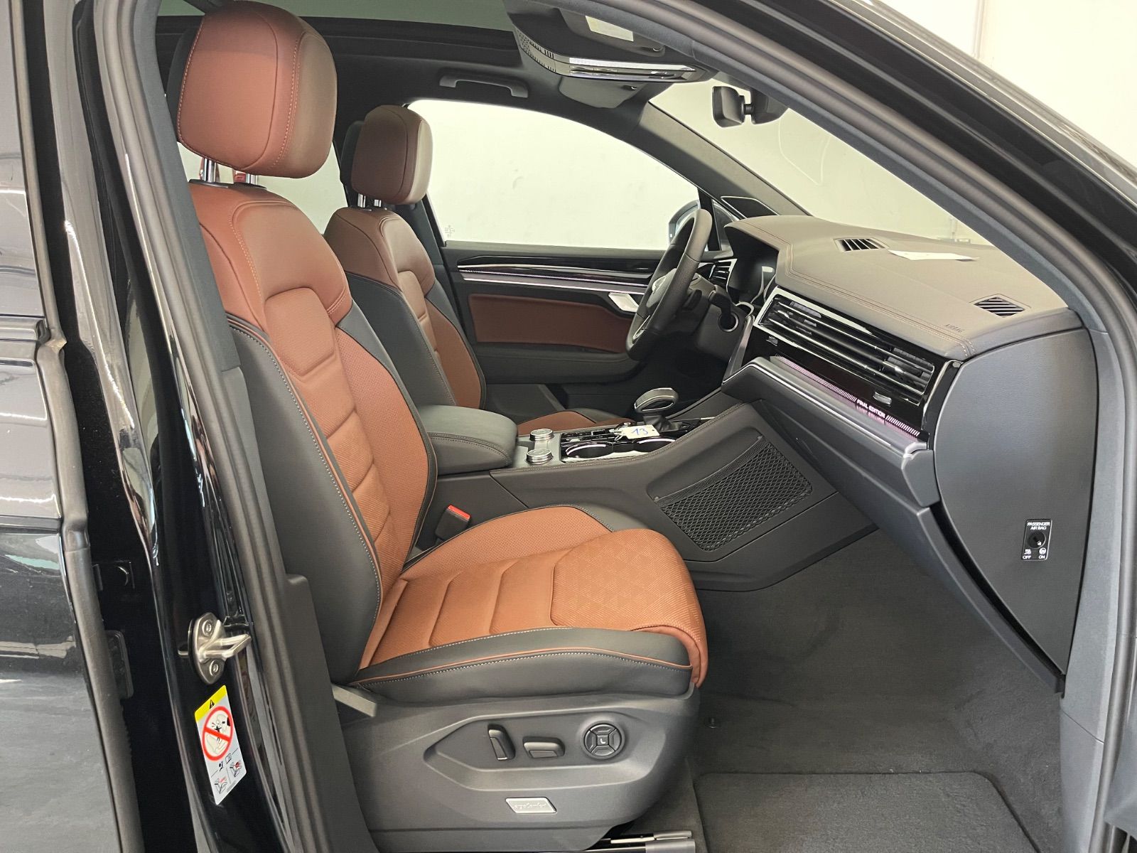 Volkswagen Touareg 3.0 V6 TDI 4Motion R-Line Final Edition