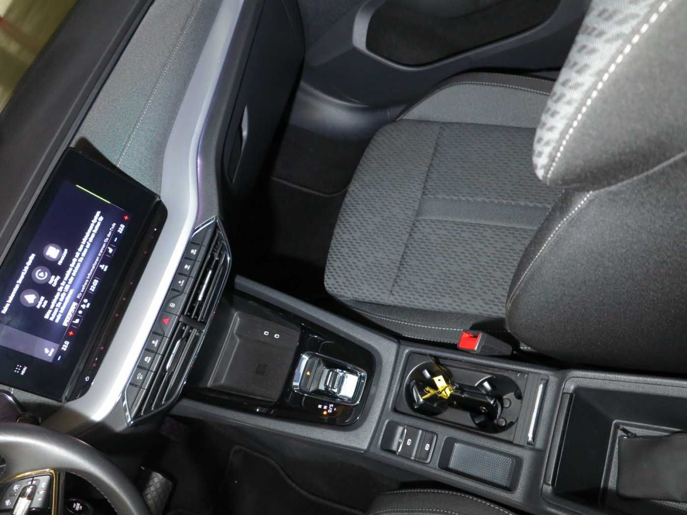 Skoda Octavia 2.0 TDI SCR DSG7 Style Navi ACC DAB LM17