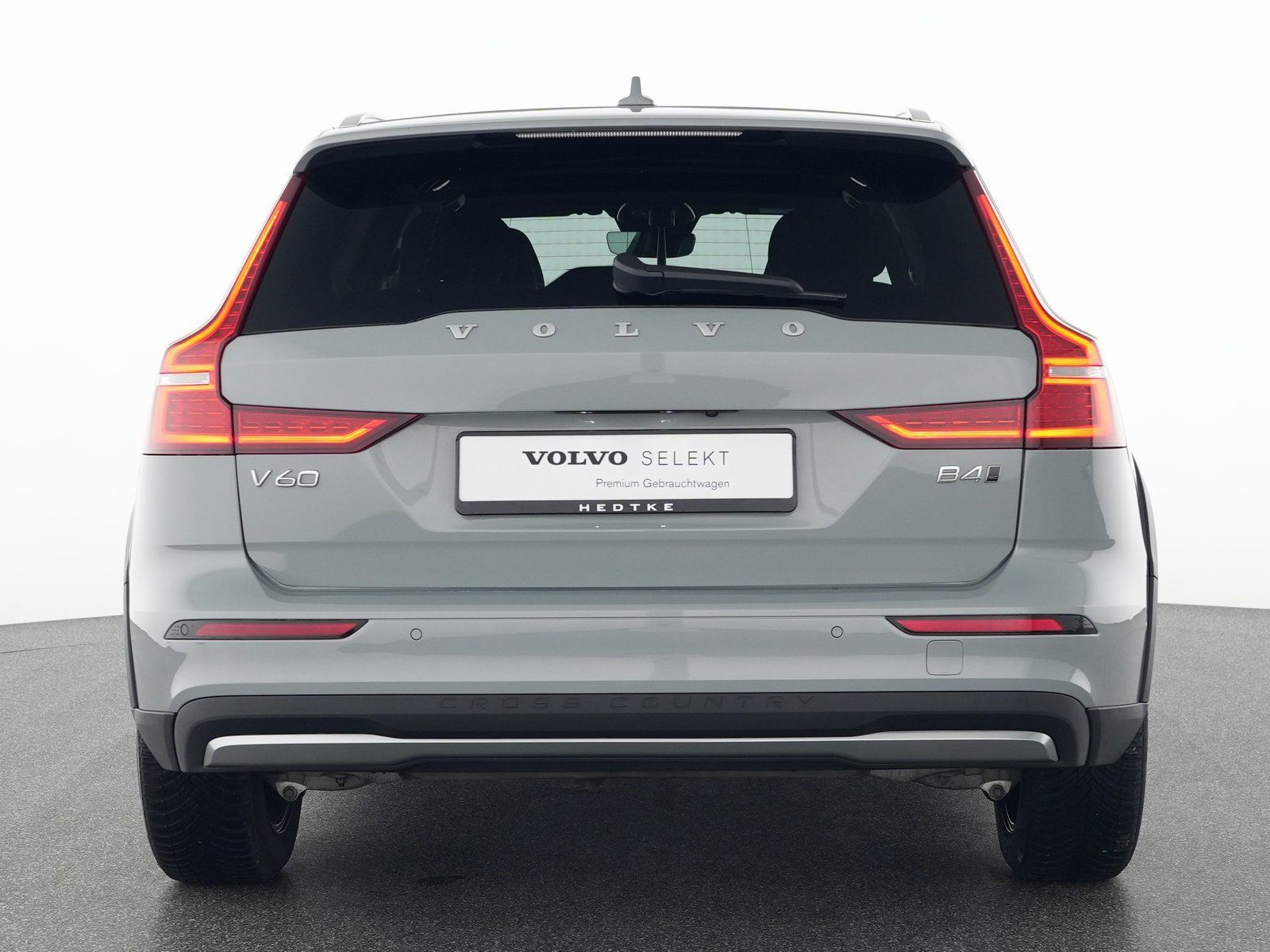 Volvo V60 CC B4 AWD Ultimate SONDERFINANZIERUNG 1,99%