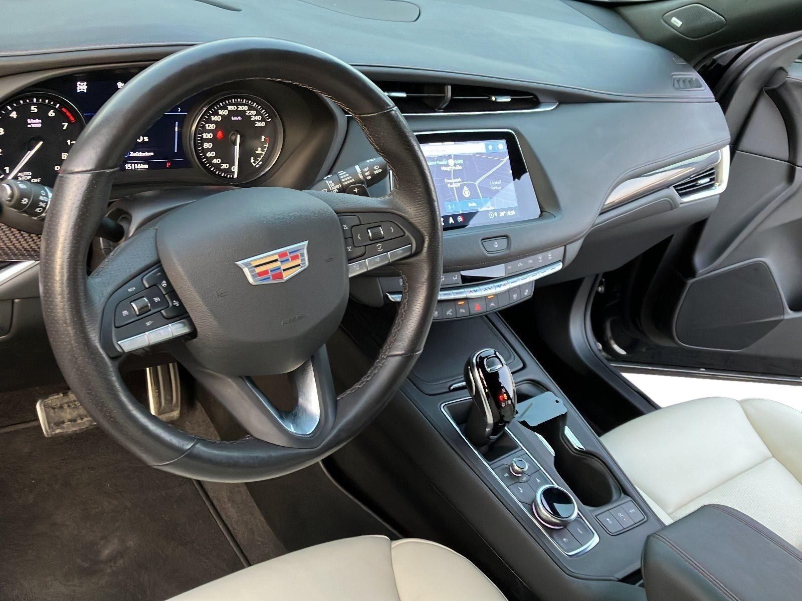Cadillac XT4 2.0 Sport AWD Panor.Dach+Bose+Navi