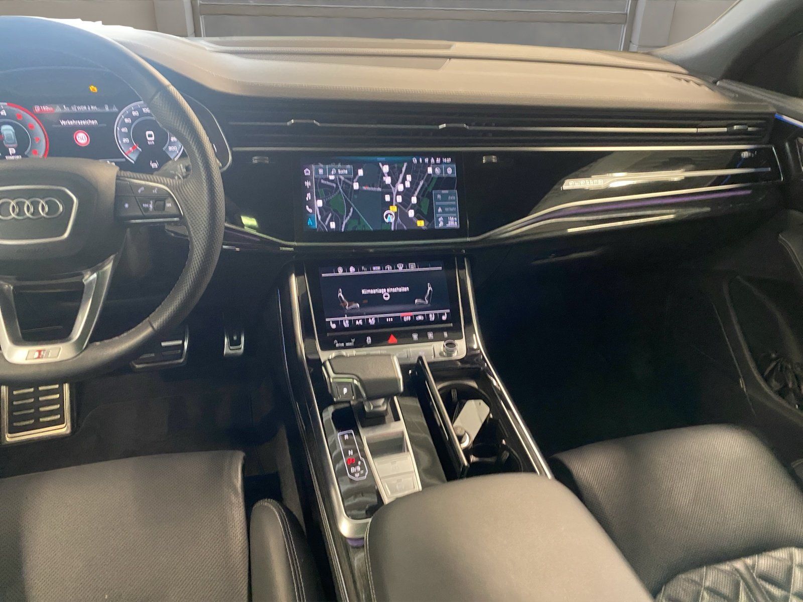 Audi Q8 55 3.0 TFSI quattro Pano S-line ACC AHK AUT