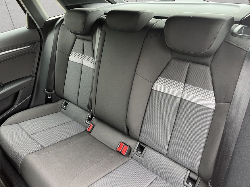 Audi A3 40 TFSIe Sportback S tronic Navi Tempomat