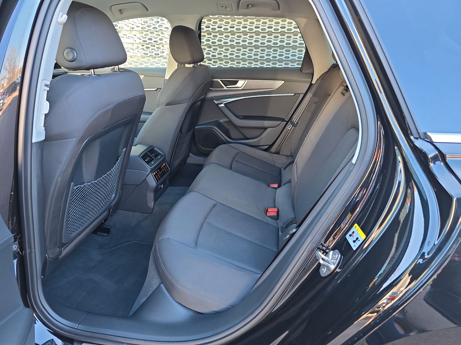 Audi A6 Avant 40 TDI advanced - Samsaru's Car Outlet