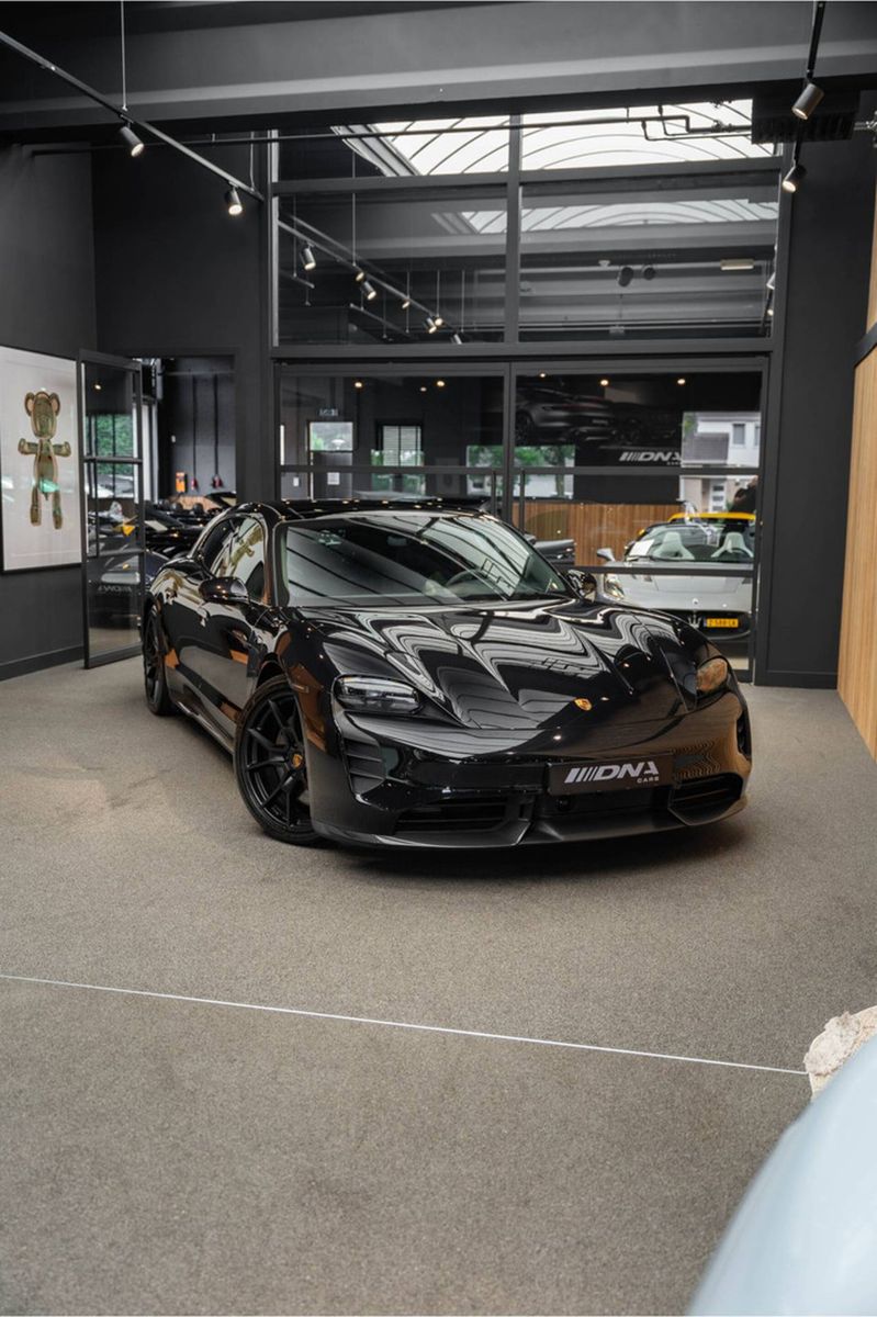 Porsche Taycan GTS Sport Turismo Sport Design Carbon Spo