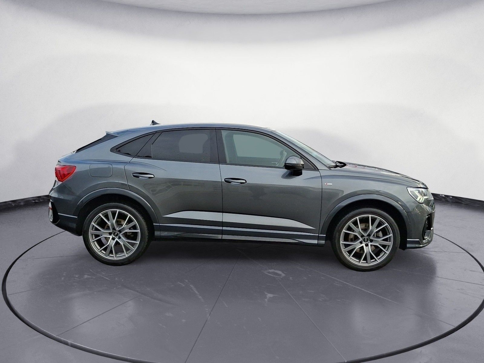 Audi Q3 Sportback 40 TFSI quattro S line Optik Assist