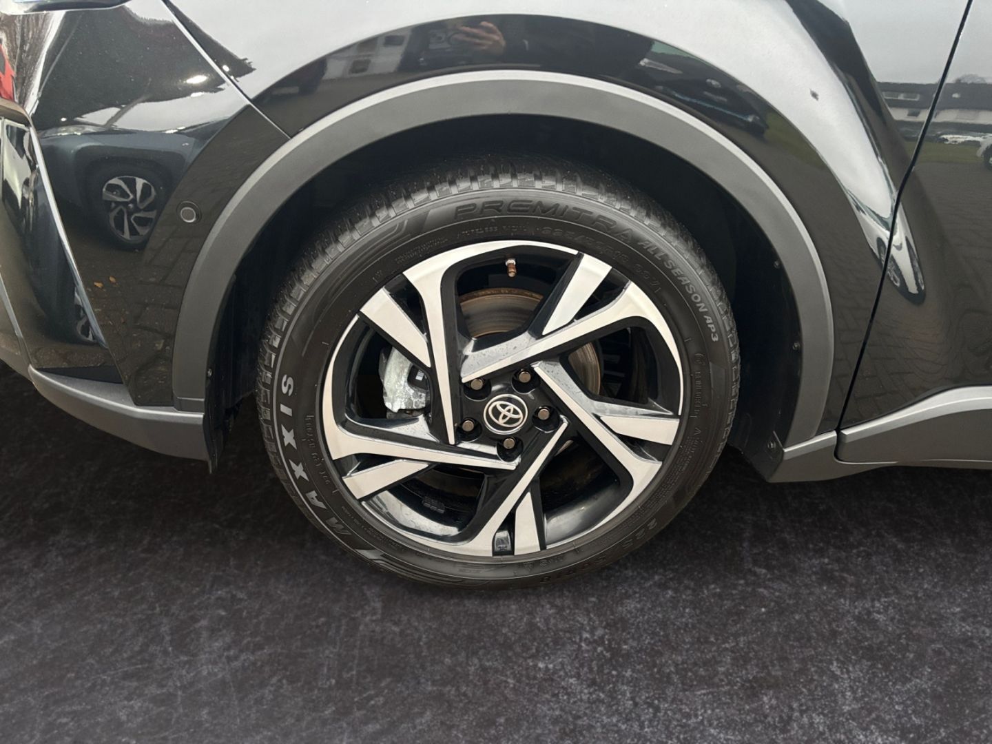 Toyota C-HR 1.8 Hybrid Team D *LED*Navi*CAM*CarPlay*SHZ