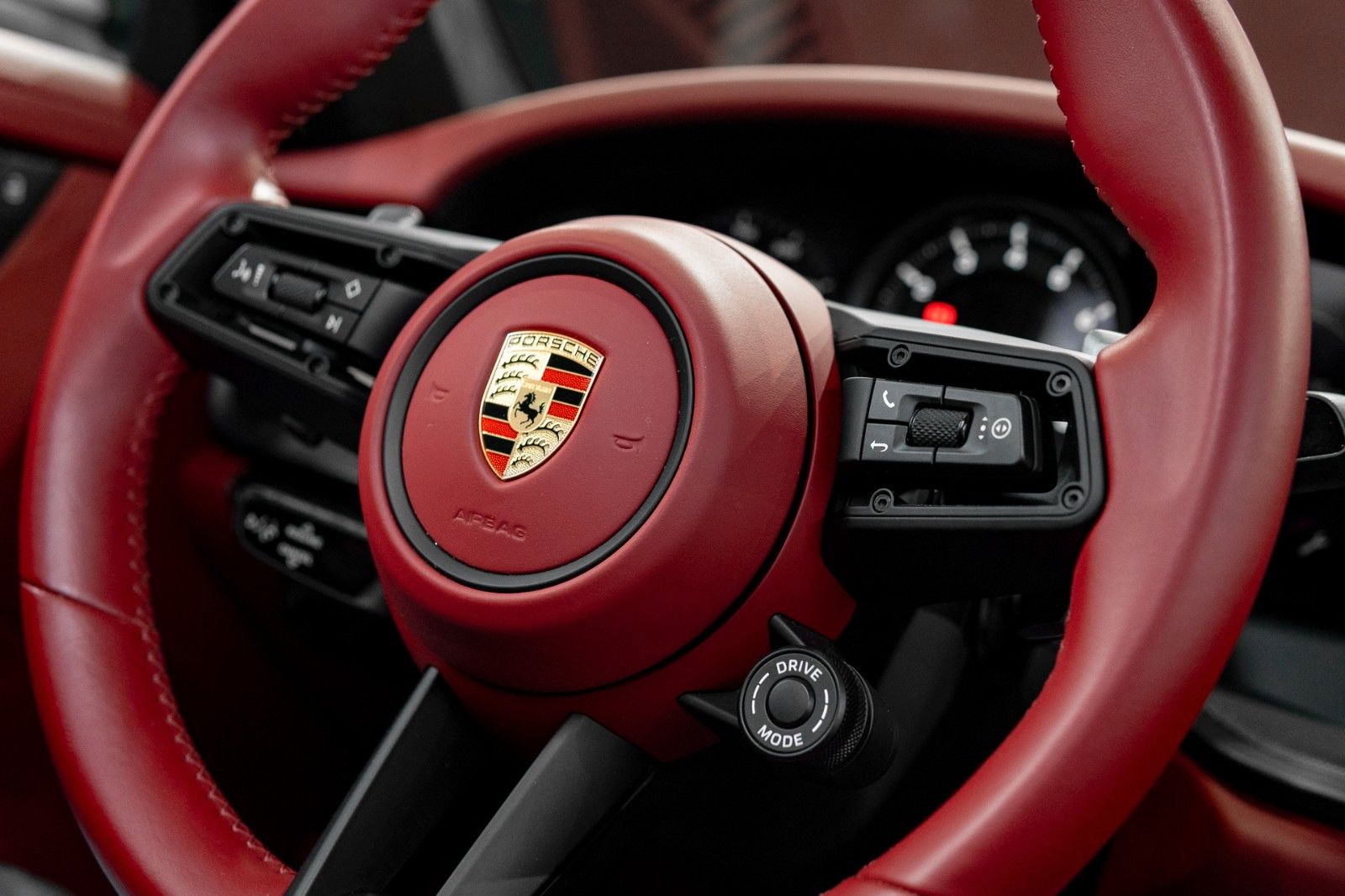 Porsche 911 992 Carrera 4 GT - Samsaru's Car Outlet