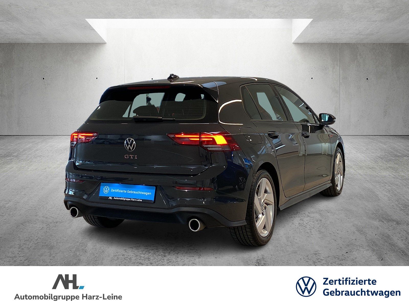 Volkswagen Golf GTI VIII 2.0 TSI - Samsaru's Car Outlet