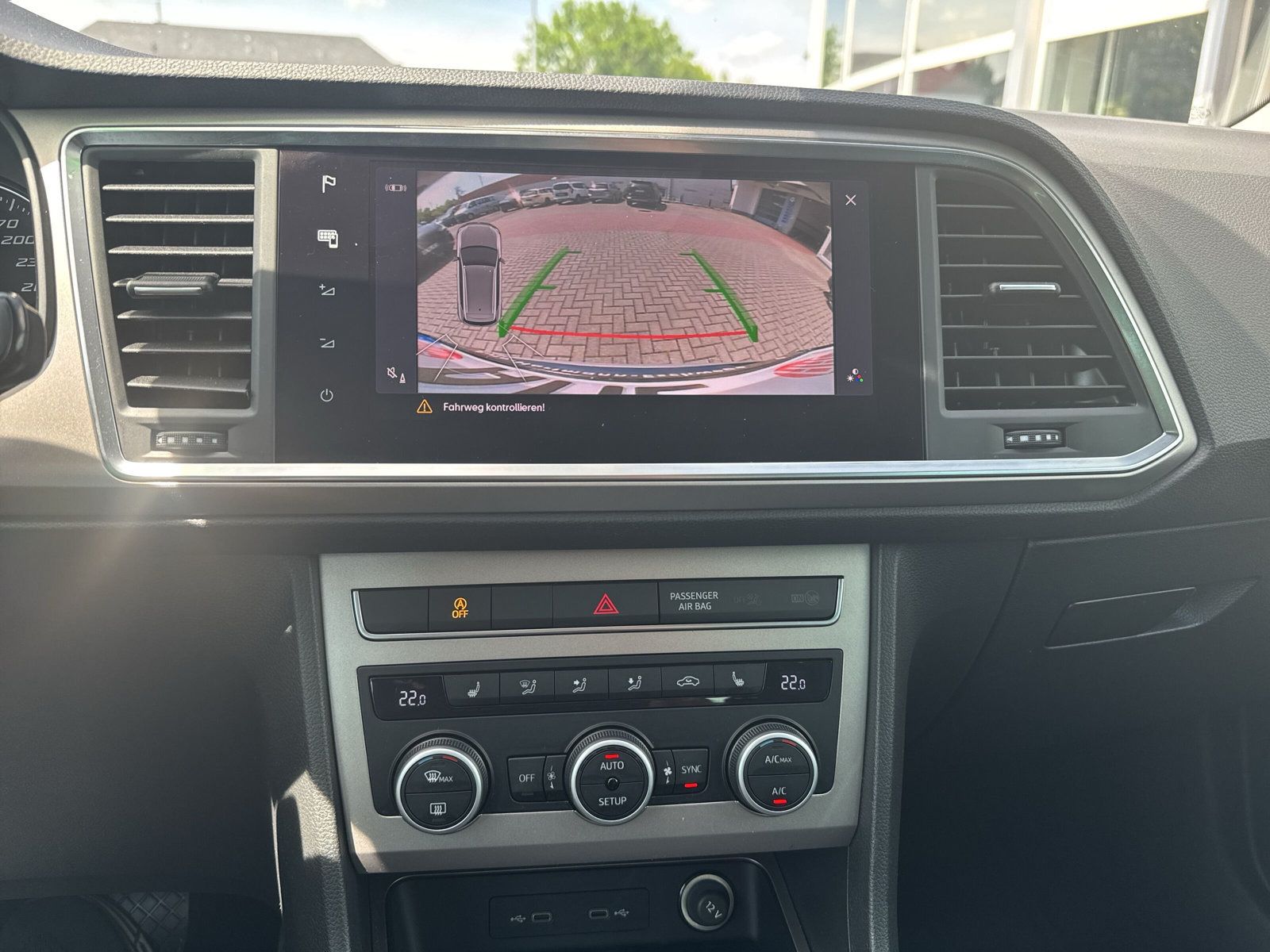 Seat Ateca 2.0 TDI Xperience DSG Fahrass Infotain Ahk