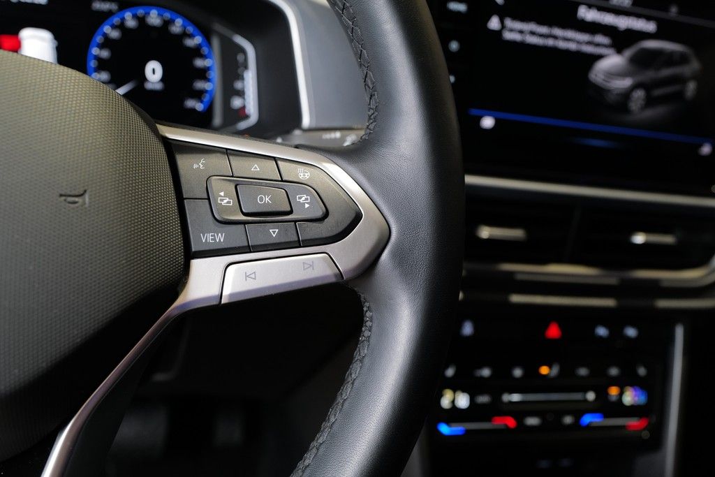 Volkswagen T-Roc 1.5TSI DSG Style - Samsaru's Car Outlet