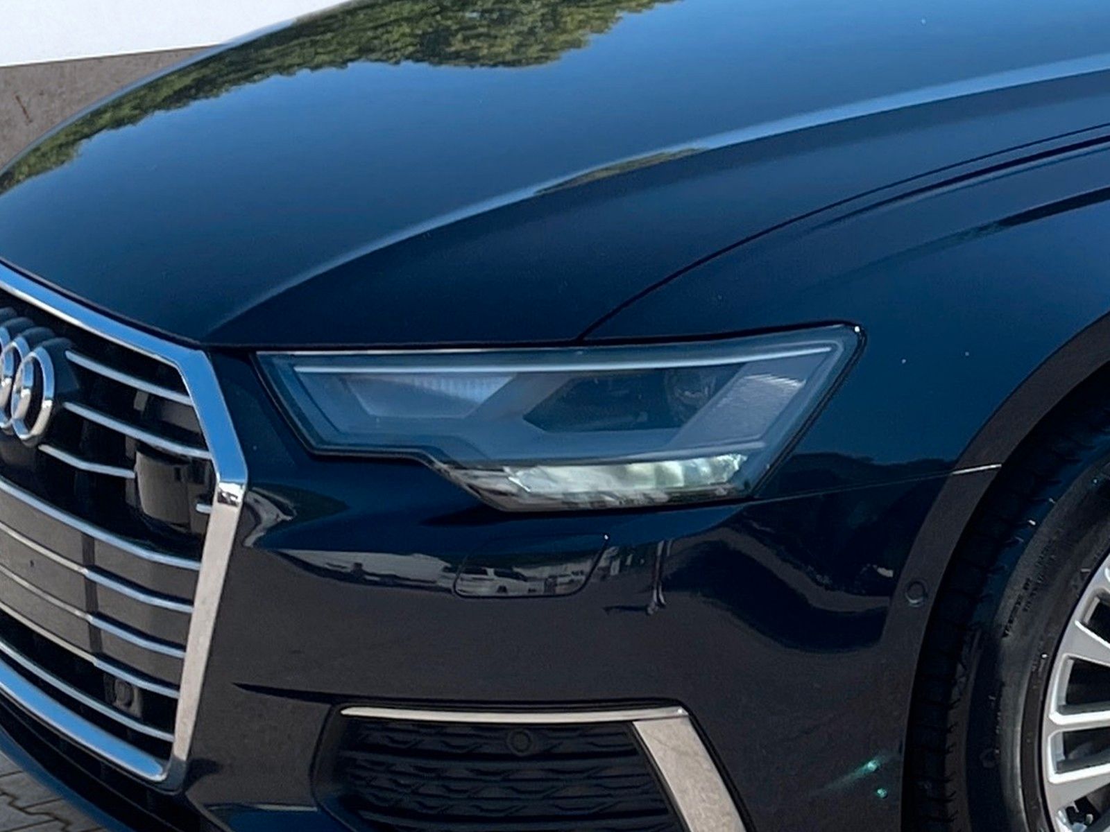 Audi A6 Avant 45 TDI quattro design - Samsaru's Car Outlet