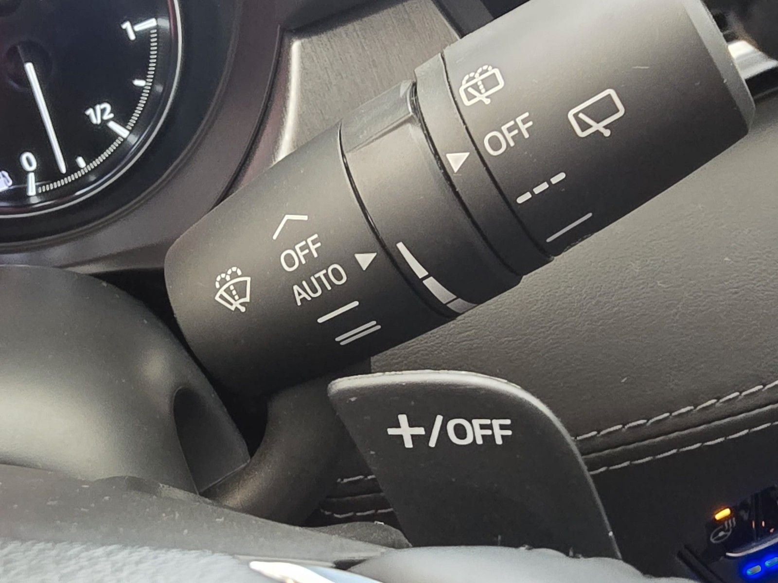 Mazda 6 Kombi Exclusive-Line *HUD*BOSE*SB*LEDER*360°