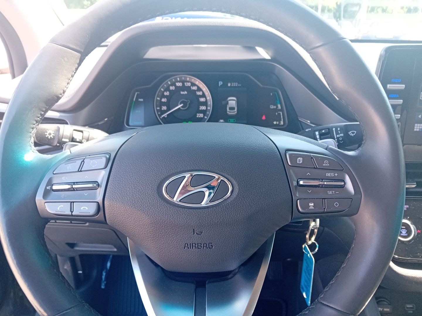 Hyundai IONIQ Plug In Hybrid PHEV Trend - Samsaru's Car Outlet