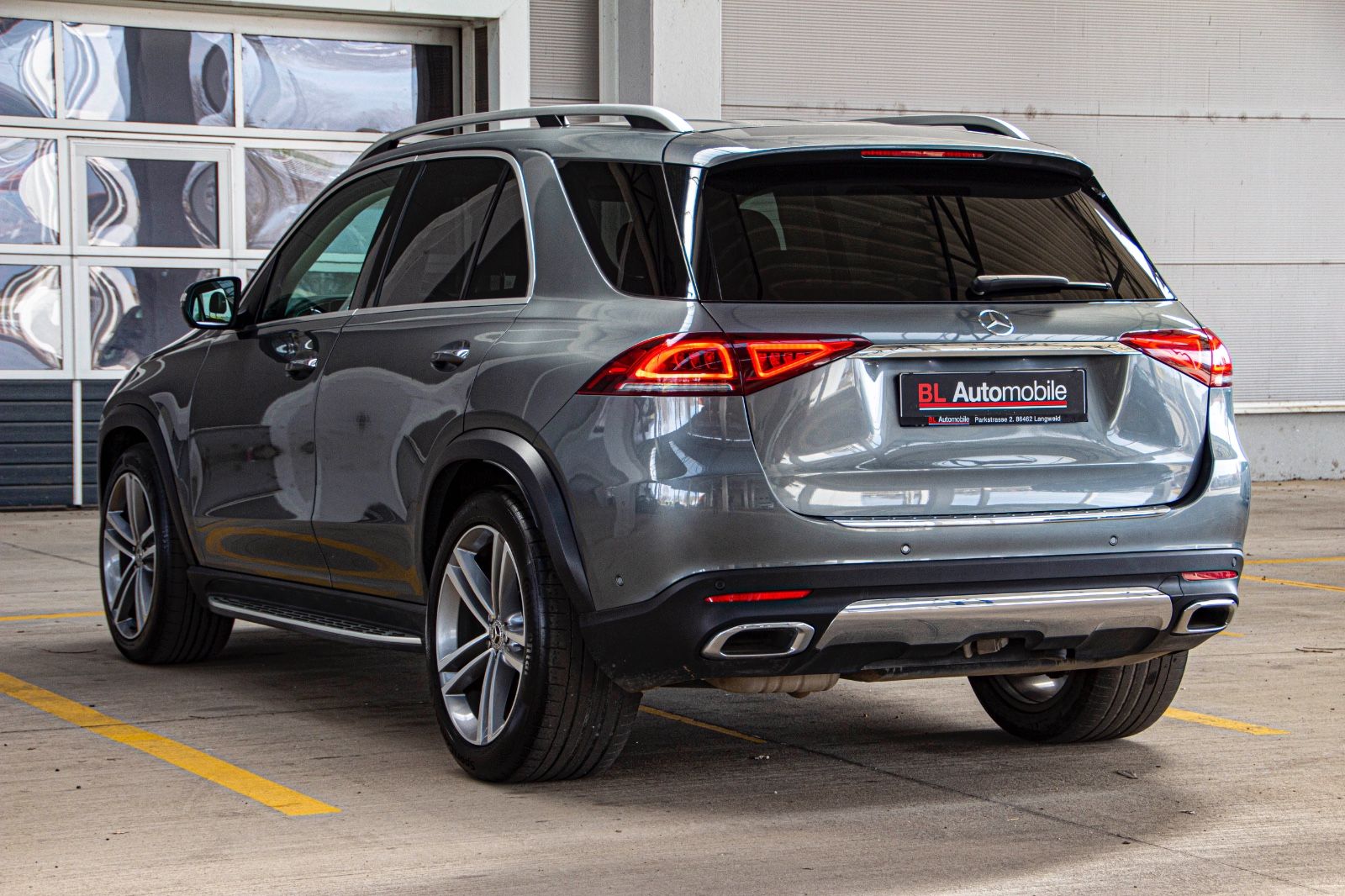 Mercedes-Benz GLE400d 4M BURMESTER.SITZBELÜFTUNG.AHK.21".360°