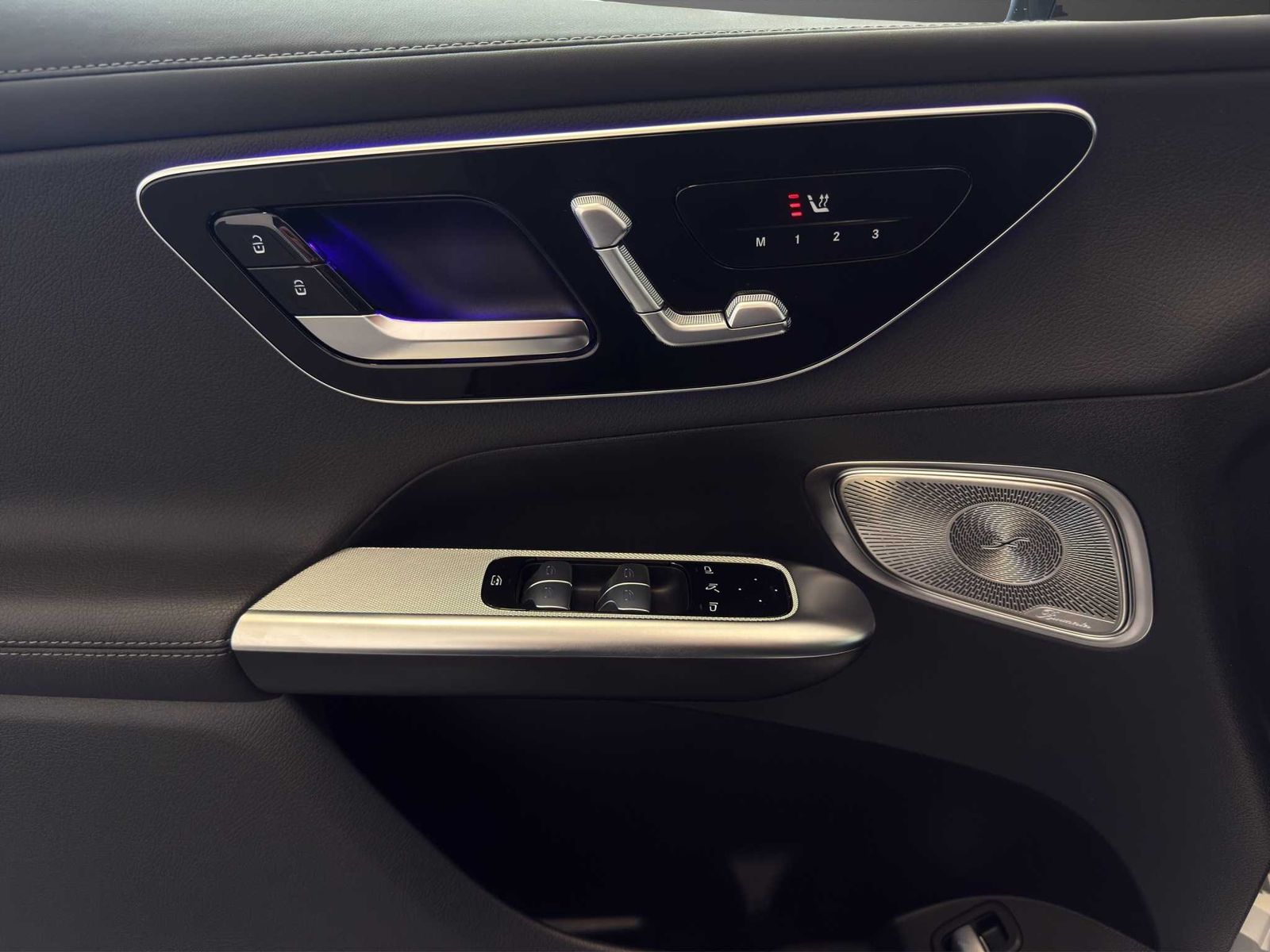 Mercedes-Benz GLC 300 de AMG 4M Pano*HUD*NIGHT*Burmester*AHK*+