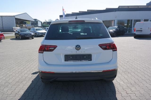 Volkswagen Tiguan 2.0 TDI Life DSG - Samsaru's Car Outlet