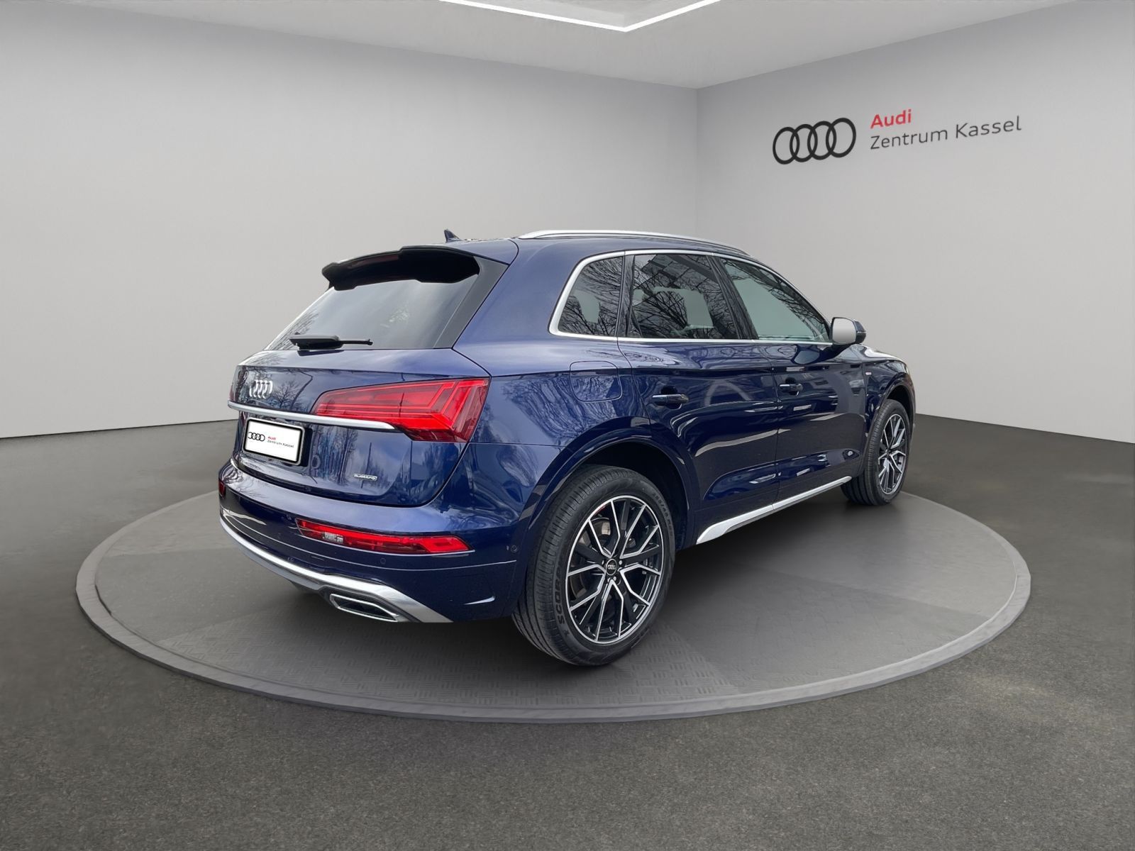 Audi Q5 40 TDI qu. S line Matrix Pano HuD AHK 360°