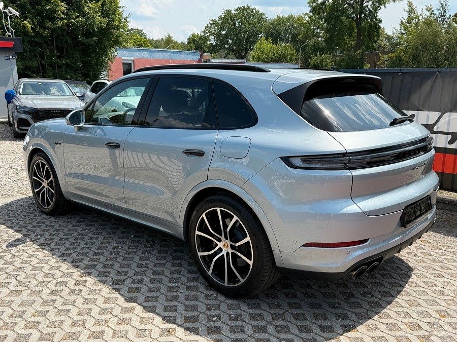 Porsche Cayenne S E-Hybrid PDCC Sitzbelüftung SPORT-DESI