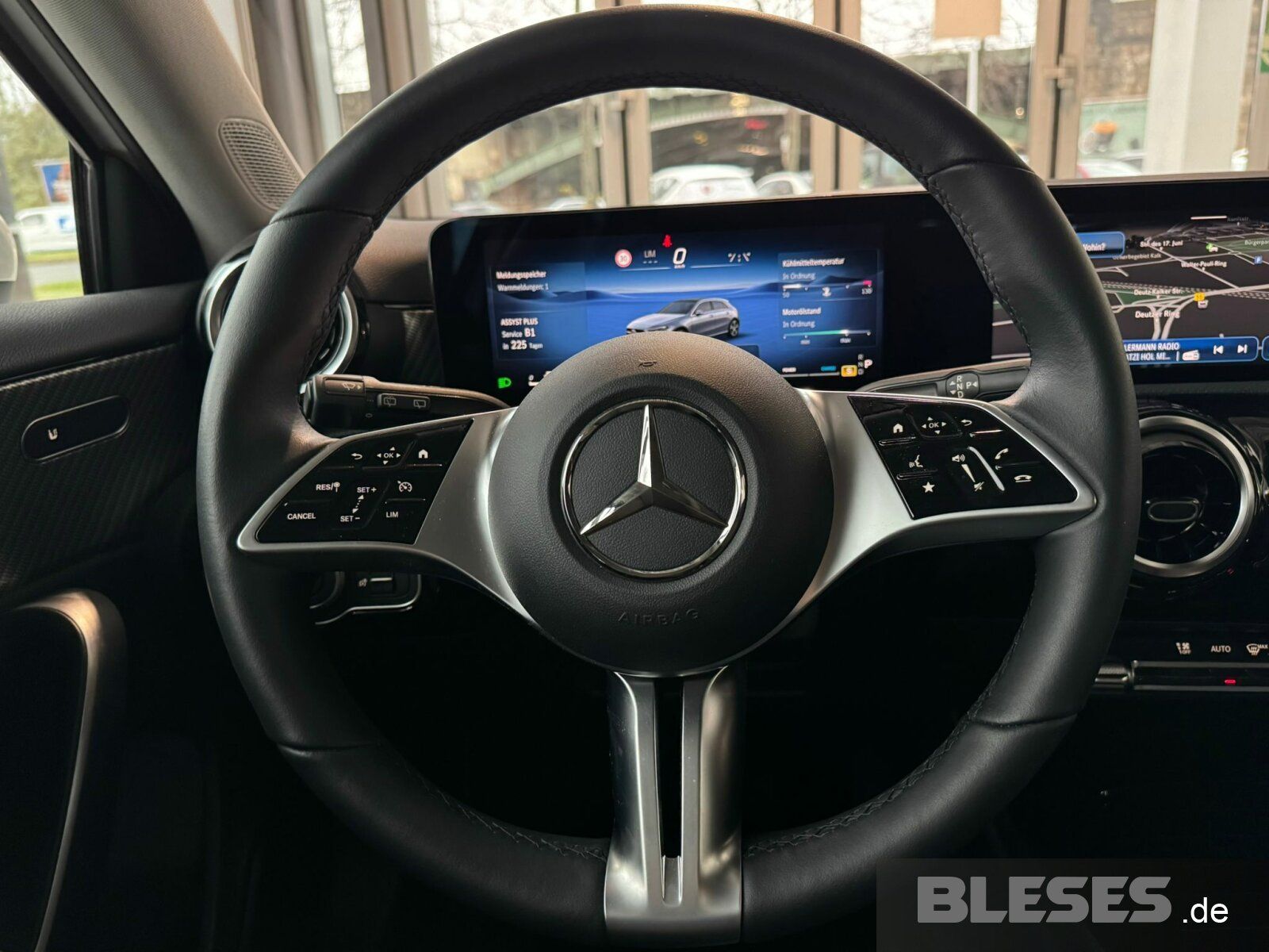 Mercedes-Benz A 180 Progressive - Samsaru's Car Outlet