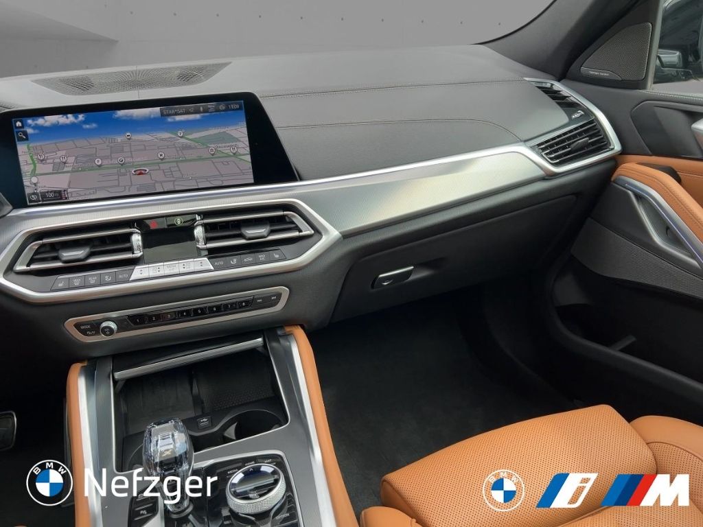 BMW X6 xDrive40d M Sport Laserlicht Panorama AHK H&K